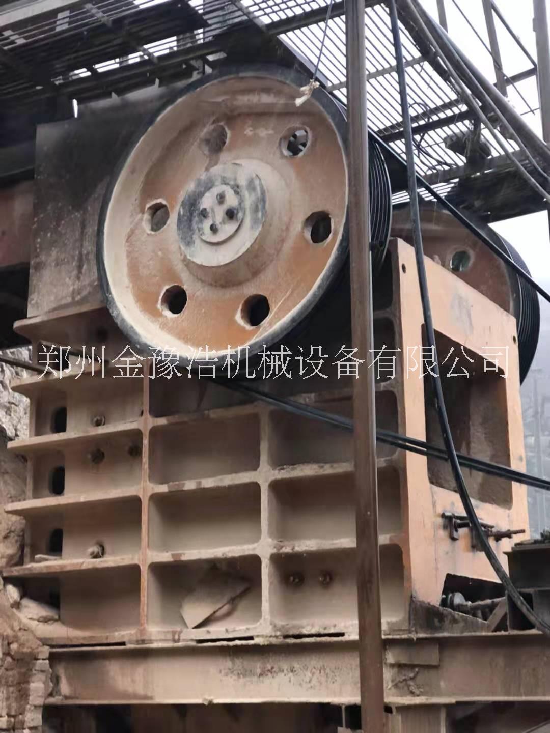 邵阳市矿山破碎设备厂家  细颚式破碎机图片