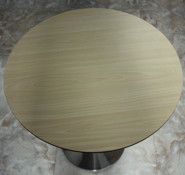抗倍特板圆桌 厂家定制 广东木纹板圆桌厂家 可折叠 无油漆环保产品