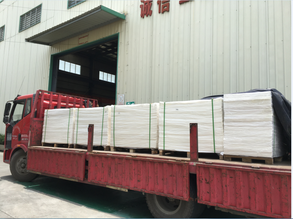 日本白牛皮纸厂家直销  进口牛皮纸批发供应