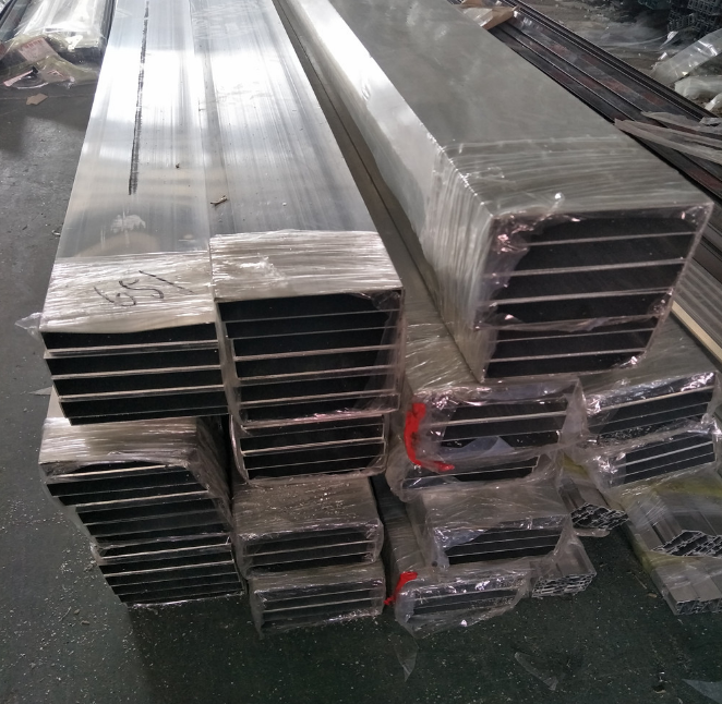 6063铝合金管120*60*5上海厚壁矩形铝管现货批发 上海120*70*7