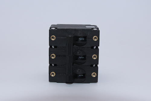 电磁断路器小型开关小型HD-30 3P插孔电磁断路器厂家直销 优质插孔电磁断路器供应商 电磁断路器小型开关