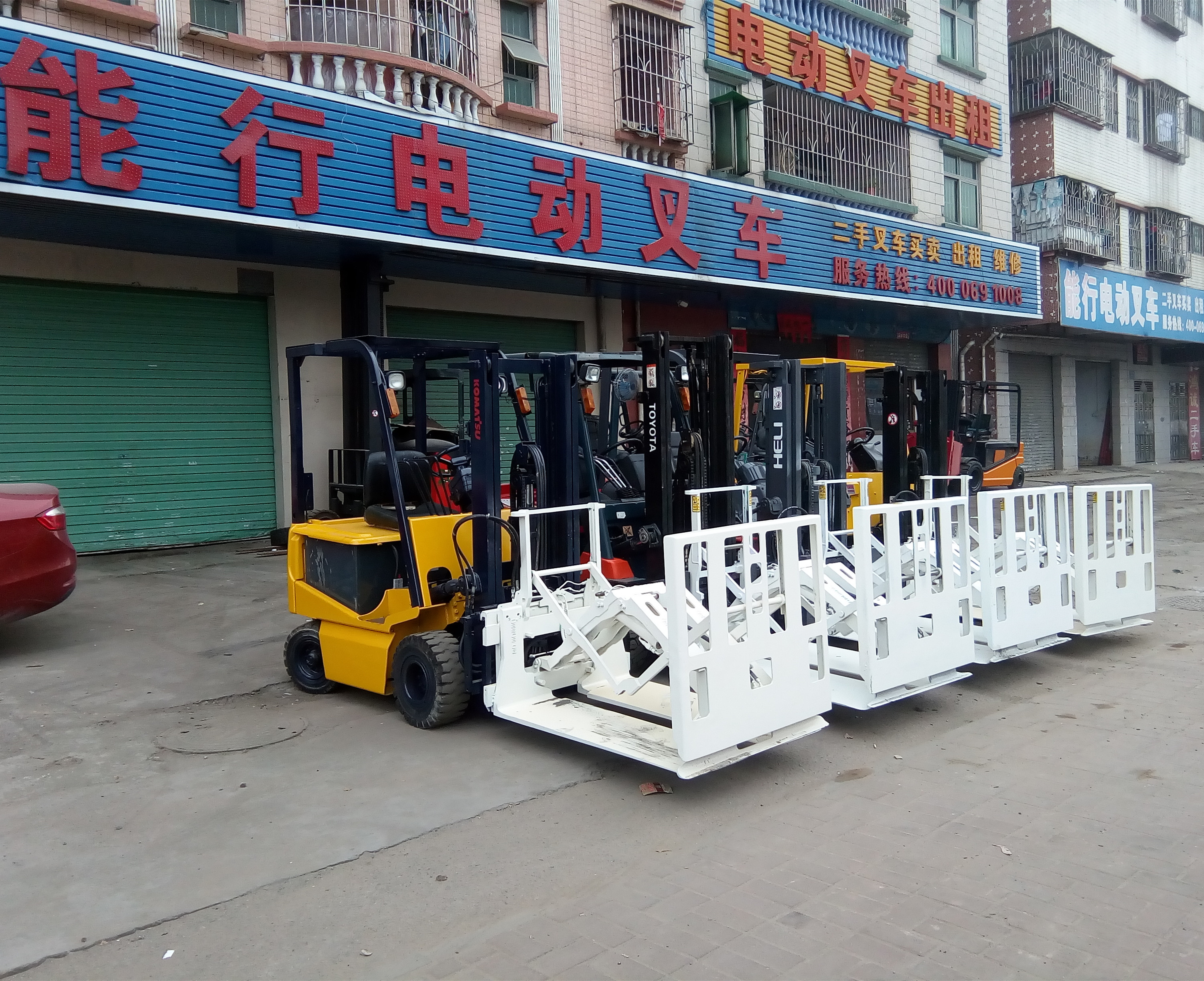 东莞市纸滑板推拉器叉车厂家无需木卡板纸滑板推拉器叉车出租出售