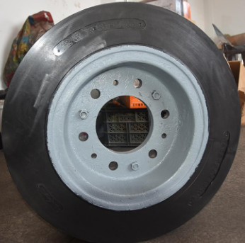 振华橡胶厂家供应 聚氨酯拖车轮胎 实心轮胎 厂家生产批发供应