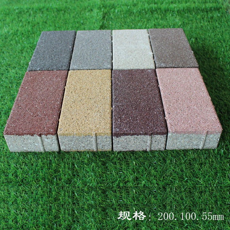 重庆透水砖切割要求，众光陶瓷透水砖生产厂家