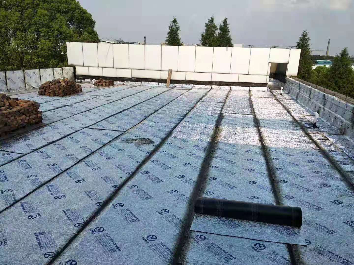 屋顶防水补漏报价   屋顶防水补漏哪家优惠