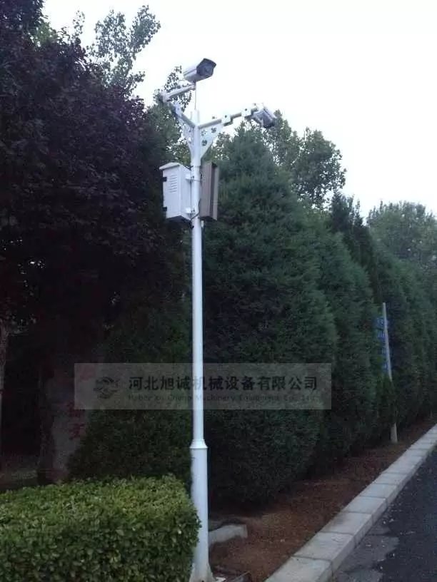 厂家供应LED交通信号灯杆件悬臂式信号灯杆八角杆红绿灯杆3米5米图片