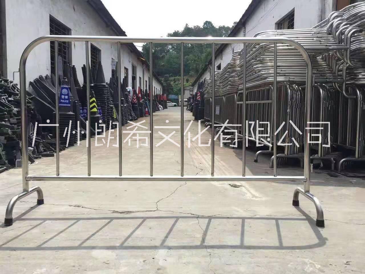 广州铁马护栏租售不锈钢铁马围栏黄黑铁马水马出租图片