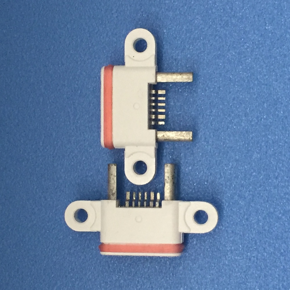 MICRO USB 5PIN AB型防水母座 防水等级IP67 两个固定脚 白色大电流