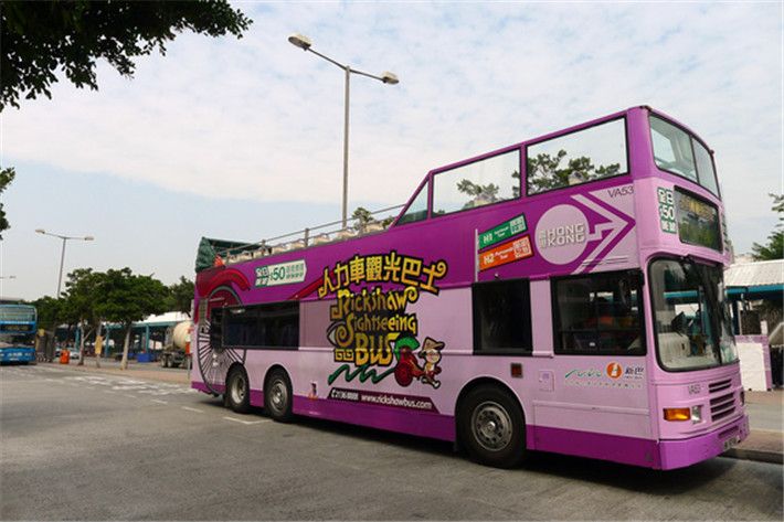 上海租双层巴士费用 租赁观光巴士多少钱 租敞篷巴士