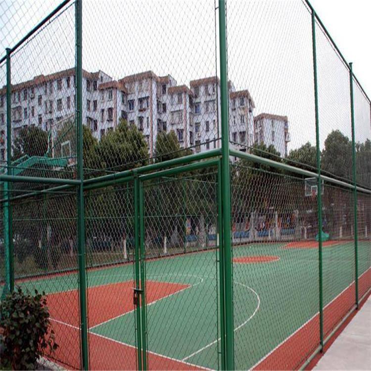 销售网球场围网 篮球场防护网 浸塑框架体育场护栏网
