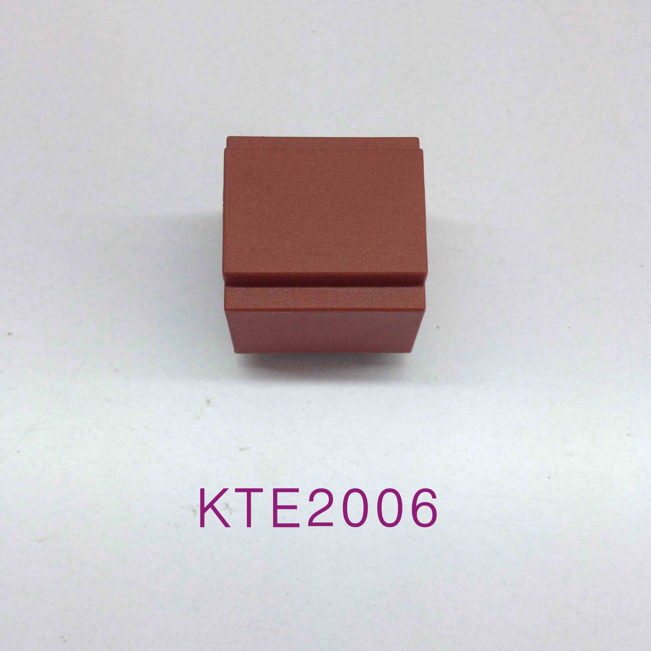 KTE2006 0.35W EE20变压器灌封