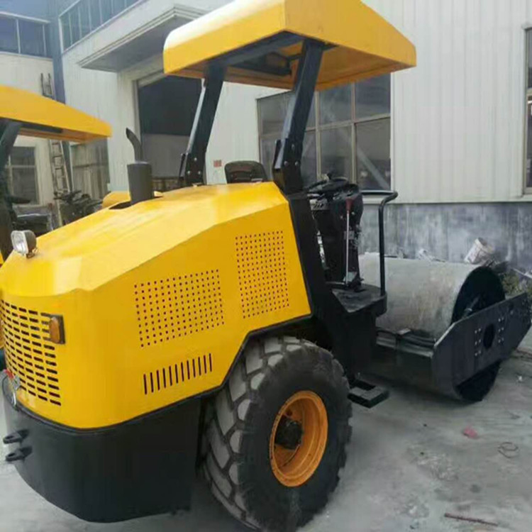 济宁市5吨单钢轮压路机 座驾式震动压路厂家