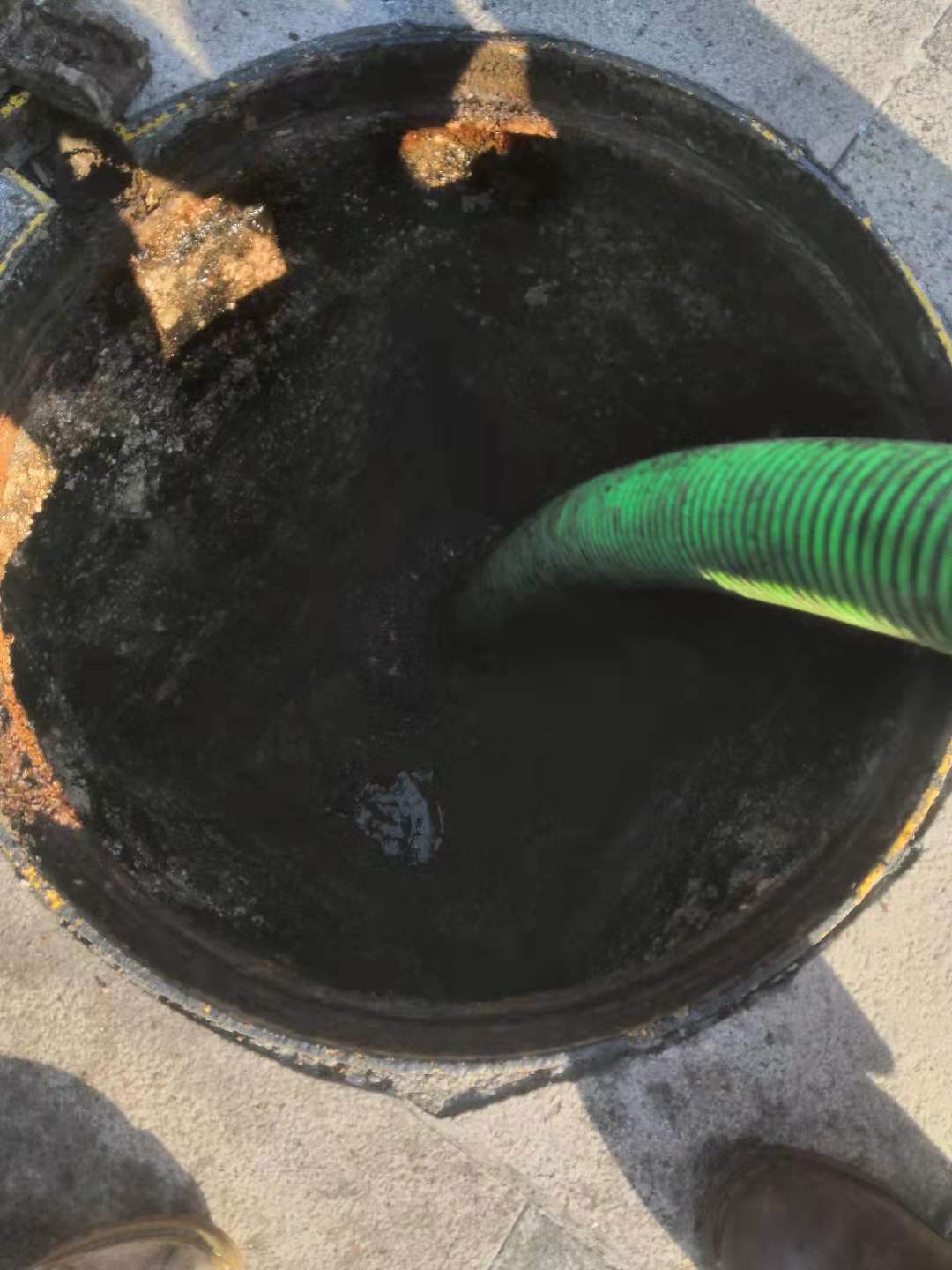 南京专业清理隔油池 清理化粪池压榨 南京疏通下水道