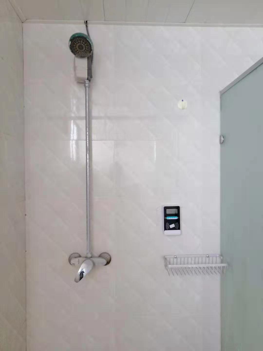 上海刷卡水控器,智能IC卡水控器,淋浴插卡水控系统 上海刷卡淋浴水控器图片