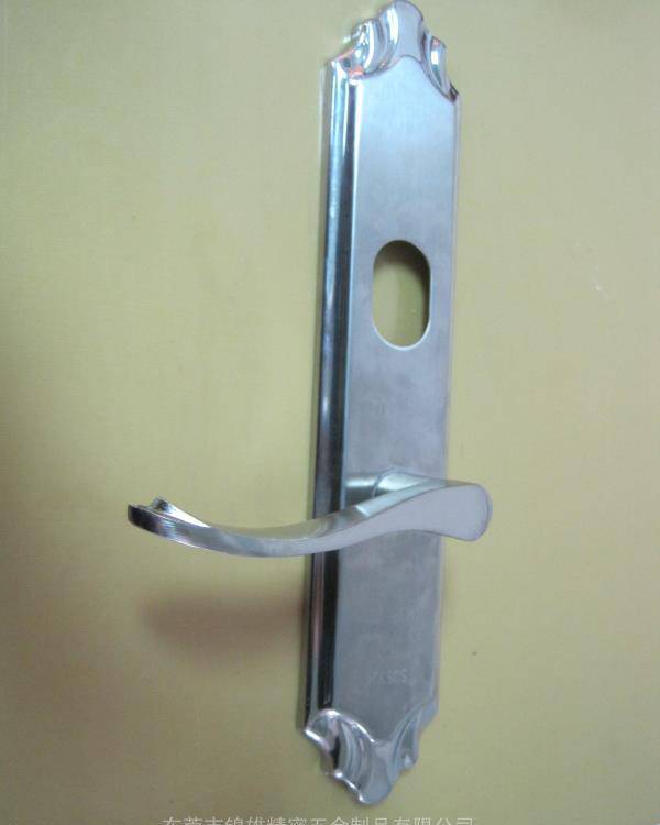 东莞塘厦不锈钢锁扣自动焊接激光机，不锈钢门把手激光焊接加工 清溪激光焊接加工厂