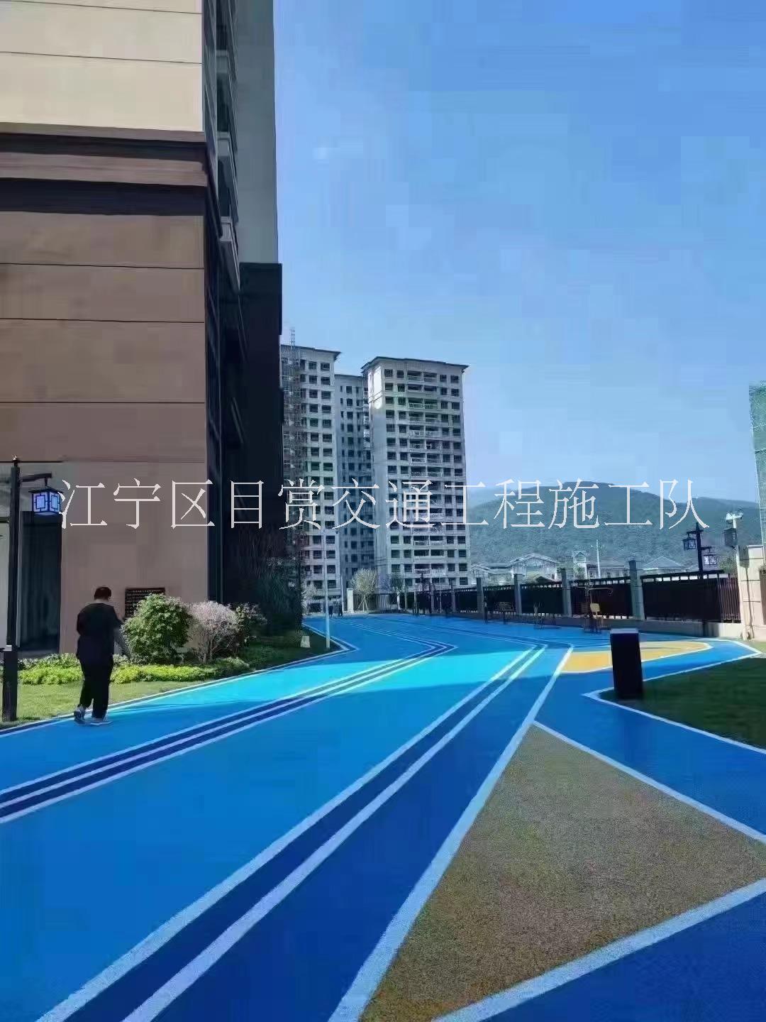 南京道路划线-环氧树脂地坪施工要求及优缺点图片