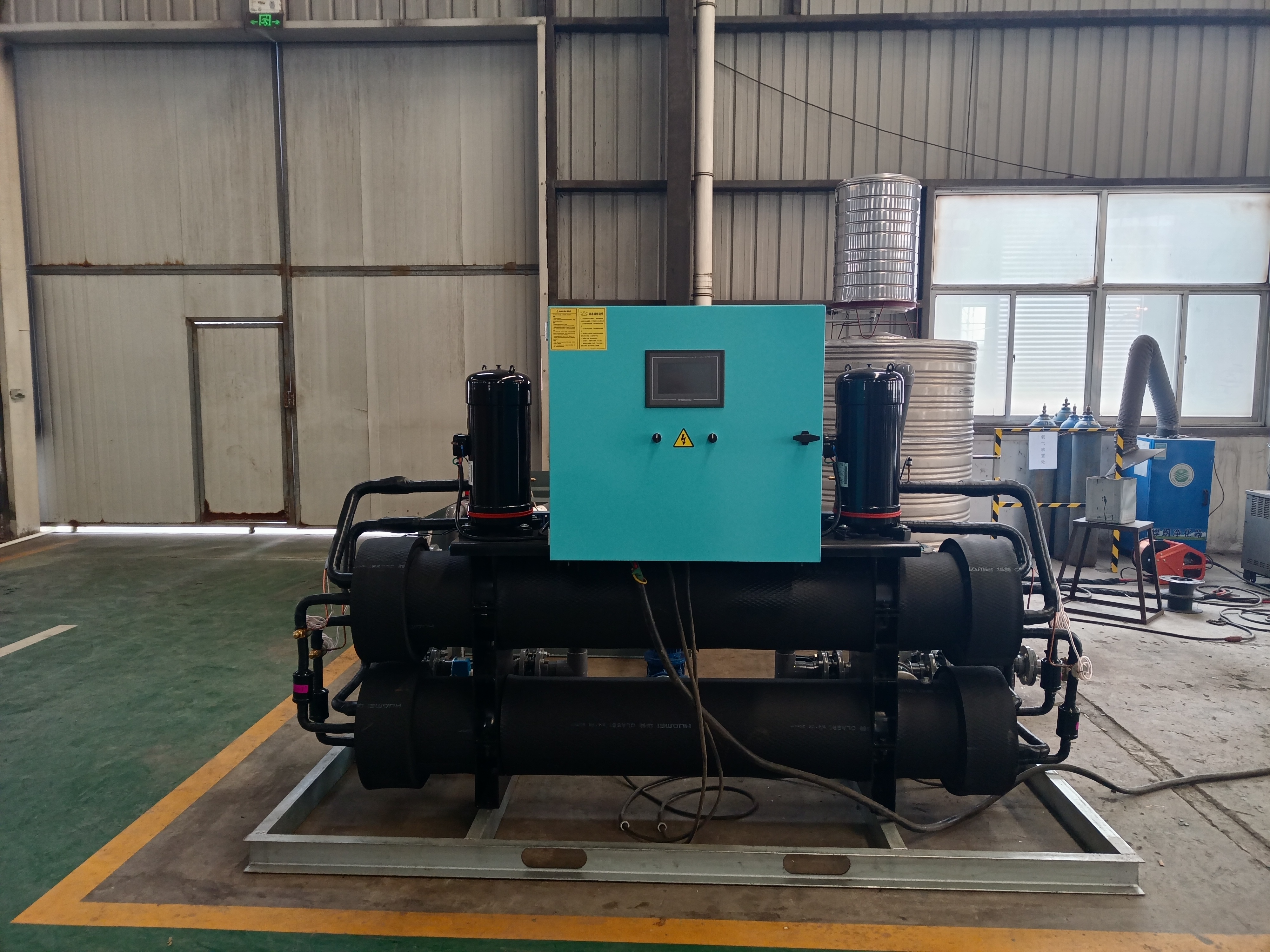 山东飞龙水源热泵冷热水机组：水产养殖理想的加温降温设备图片