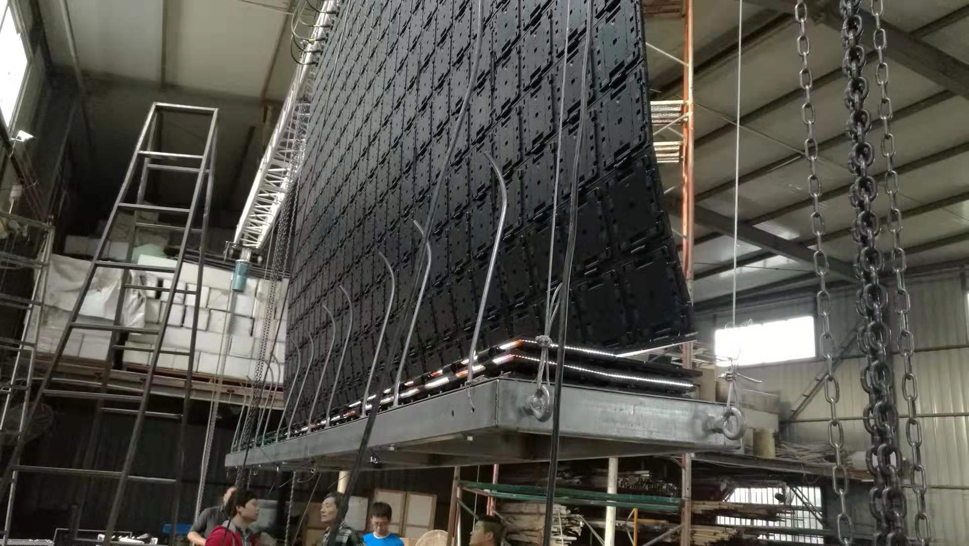 河北沧州P3.91舞台机械设计全彩可折叠LED显示屏