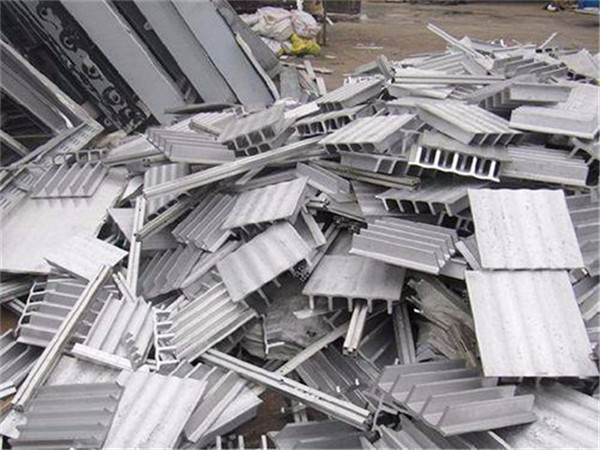 云南废铝回收公司服务热线废铝回收多少钱一斤图片