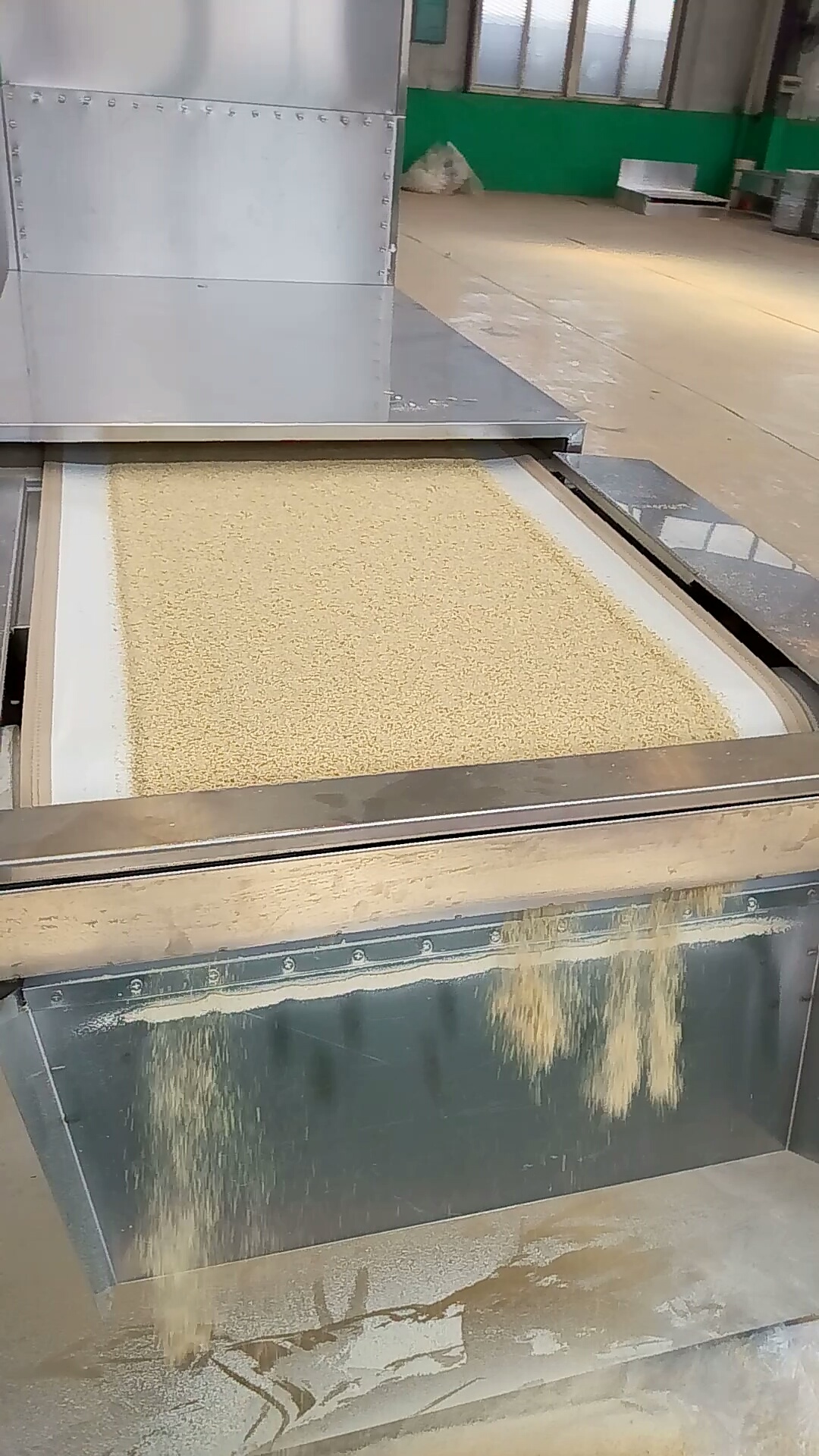 供应小麦胚芽熟化设备,杂粮粉低温烘焙图片