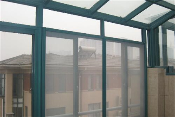 青岛玻璃膜厂家 建筑膜，窗膜，阳台玻璃膜，写字楼玻璃膜