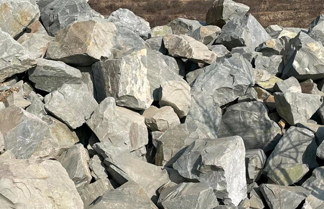 广西南宁填海石材厂家供应石料,规格全,价格便宜,广西填海石材厂家大量供应抛海石石料