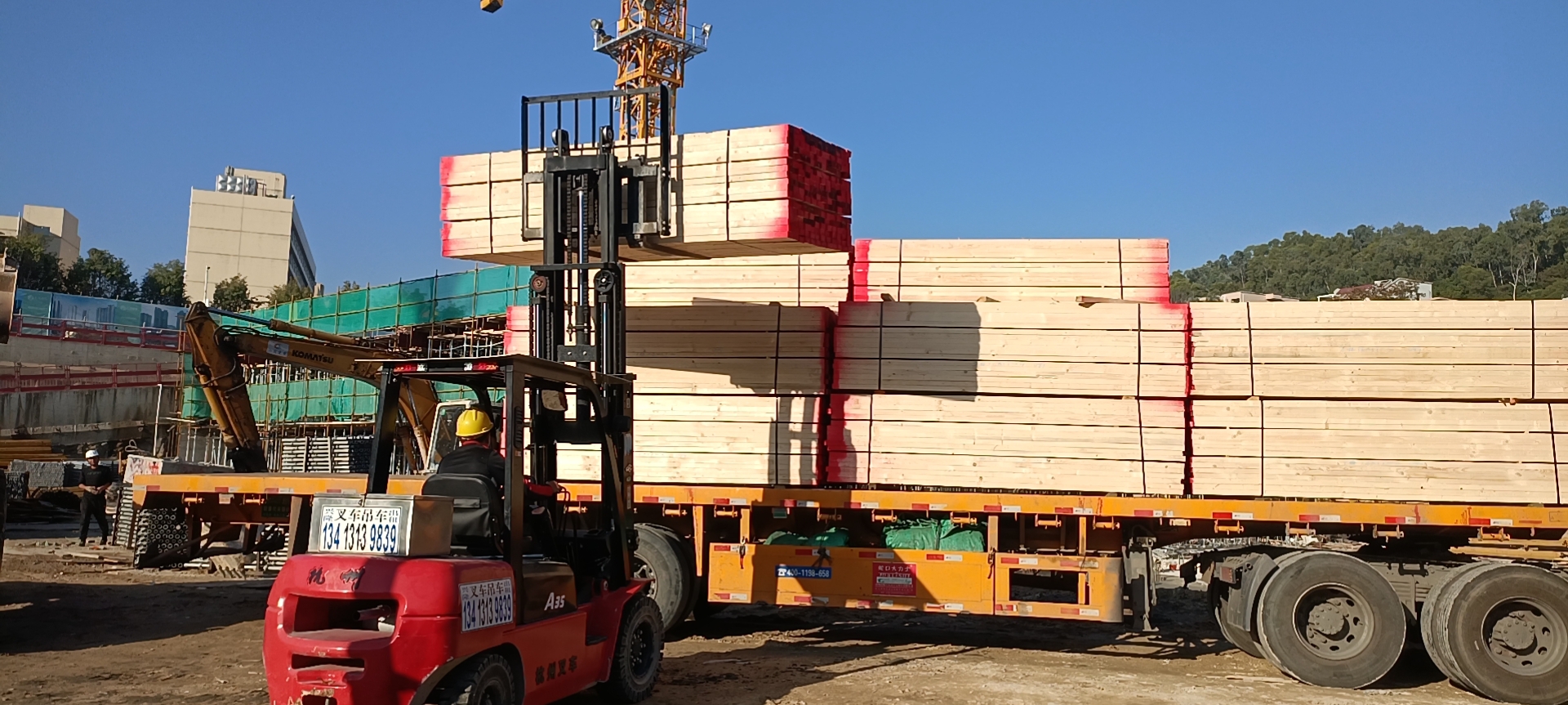 工地建筑木方工地建筑木方   辐射松木方、铁杉木方  大量供应