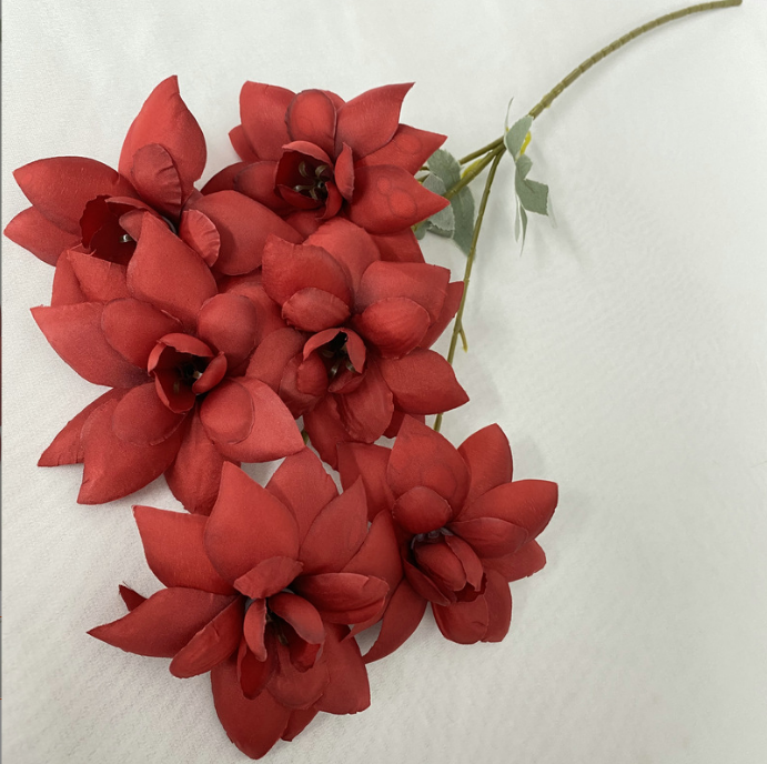 天津红色系仿真花材洋牡丹月季玫瑰酒店路引装饰塑料假花红色主题婚庆图片