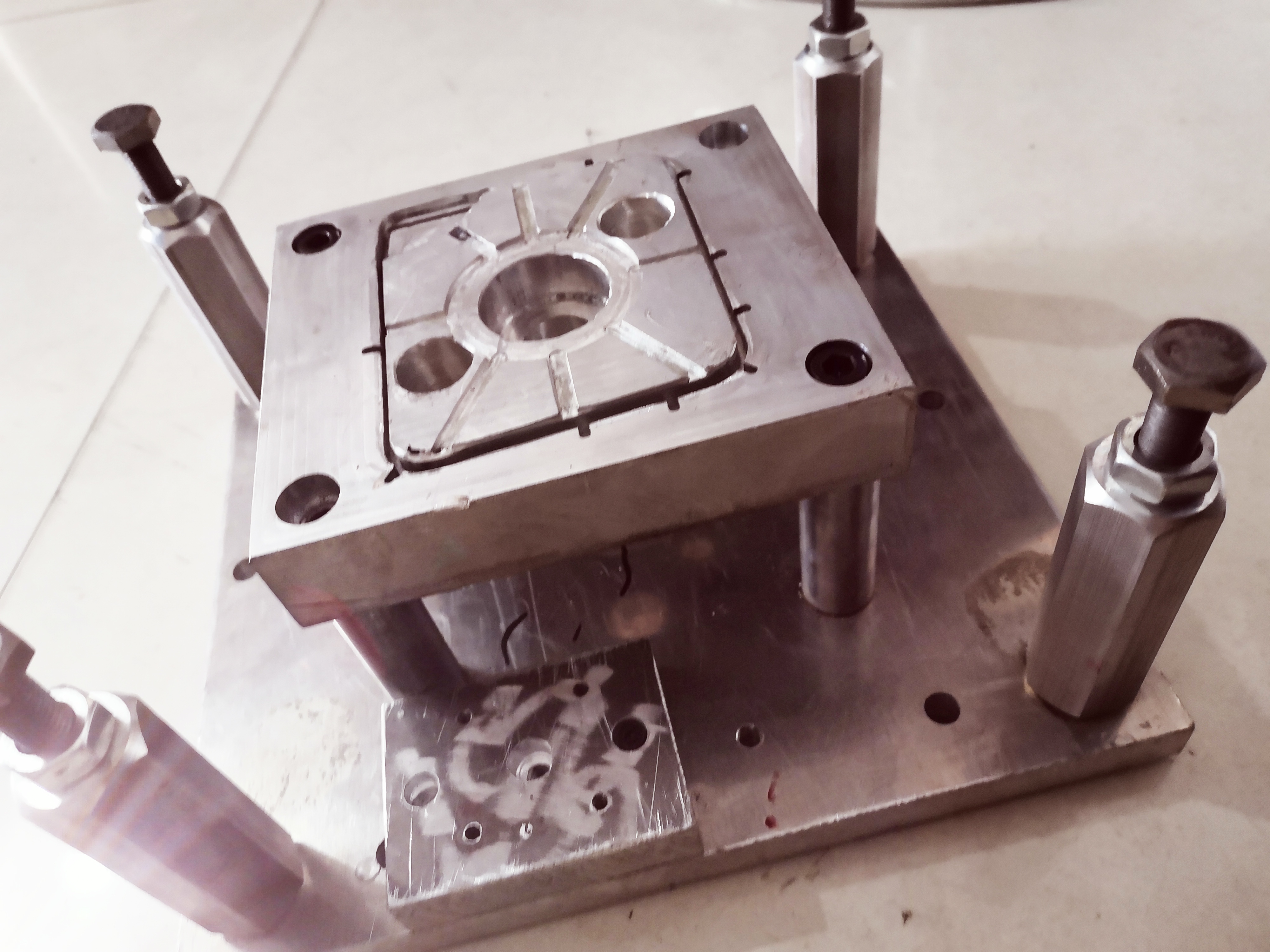 超声波塑焊及模具 震落模具   钢模以及  来样定制定制于15HK/20HK超声波焊接机图片