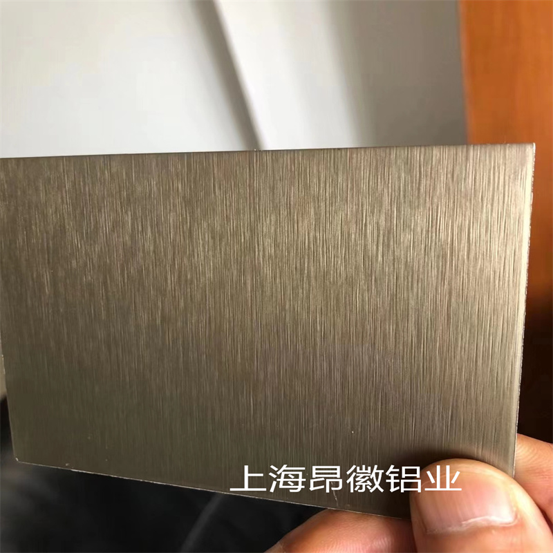 上海氧化铝板厂 本色拉丝氧化铝板加工