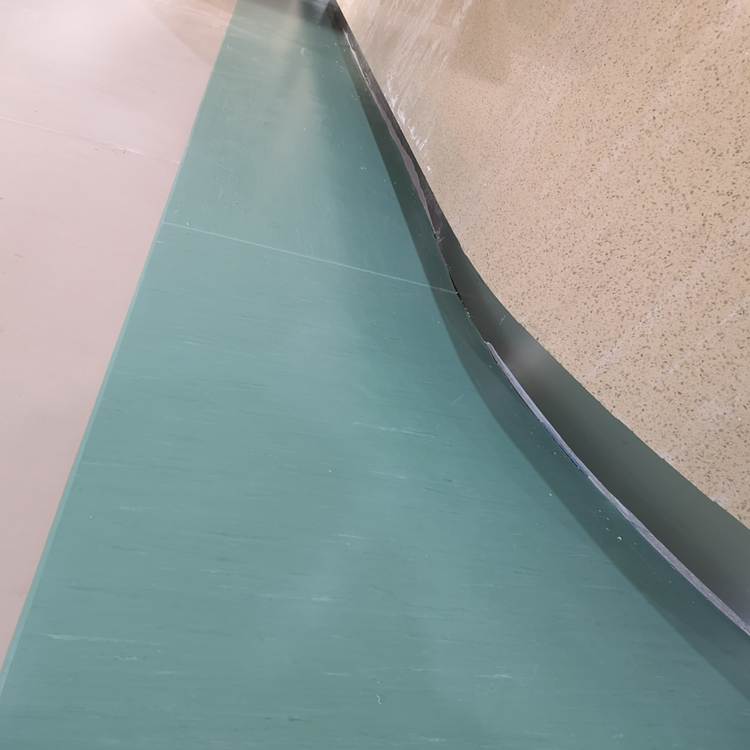 南宁利嘉运动系列PVC塑胶地板货 4.5毫米厚PVC运动地板卷材包施工图片