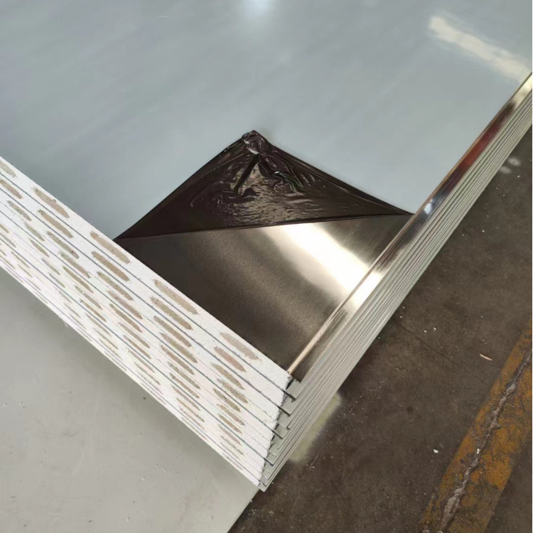 成都 防火聚氨酯彩钢板定制厂商 不锈钢保温板批发价格