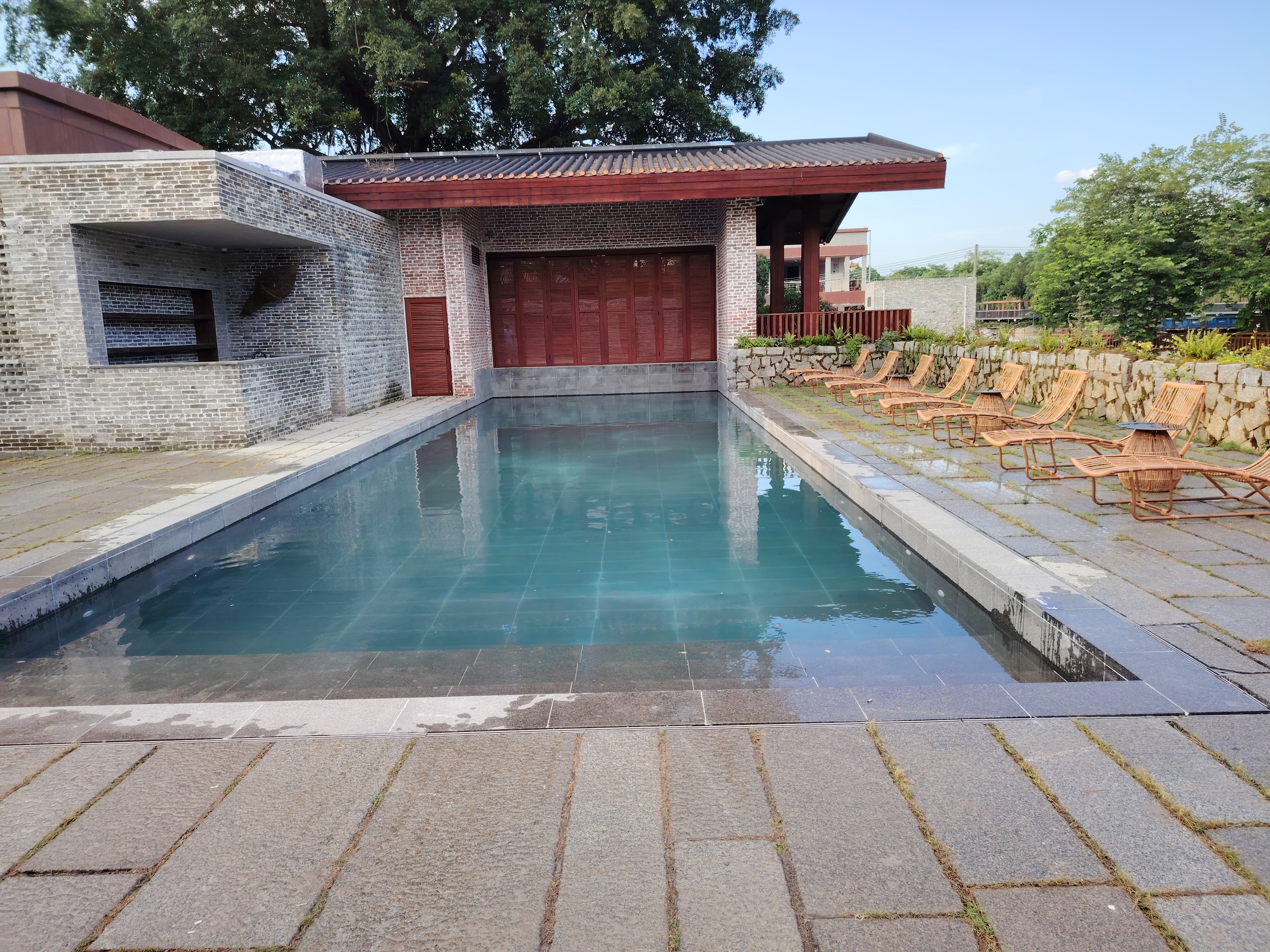 泳池水处理设备广东泳池水处理设备厂家 游泳池设备多少钱一套 私家别墅泳池建设