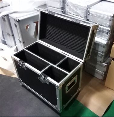 广州拉杆箱报价 仪器拉杆箱厂家 航空箱定制 仪器设备箱 三龙箱包图片