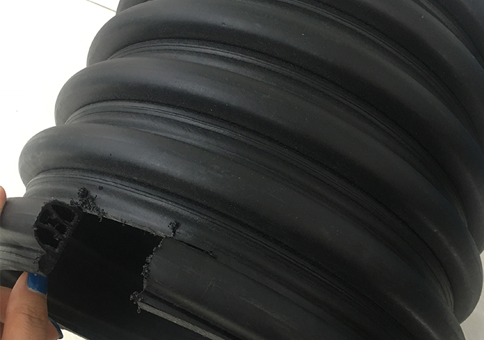 黑色高筋（PP）增强聚乙烯缠绕管 排水排污 城德顺厂家批发