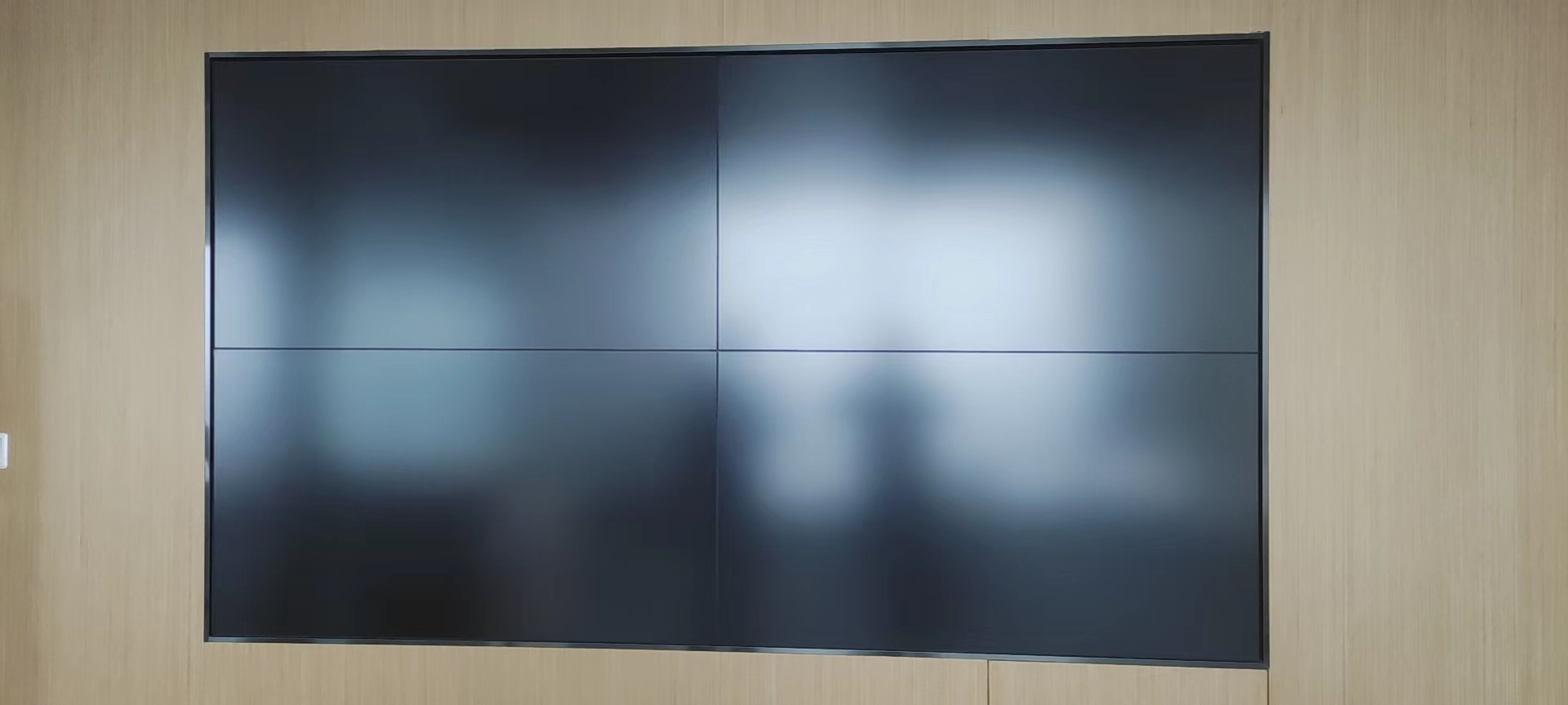 南京多媒体液晶拼接屏大屏幕电视墙显示器 小间距LCD液晶屏厂家图片