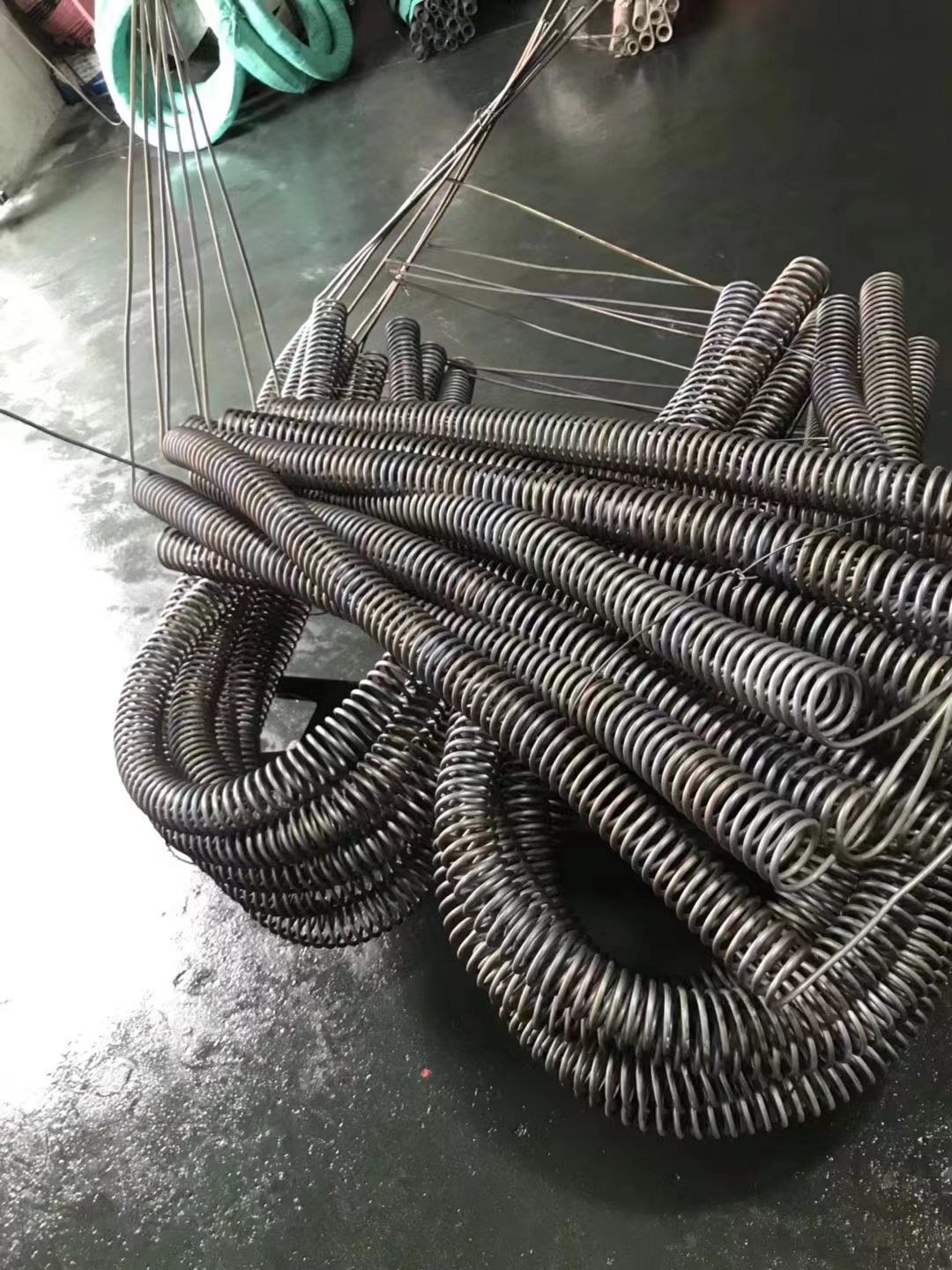 上海螺旋状电炉丝批发，螺旋状电炉丝价格，螺旋状电炉丝多少钱